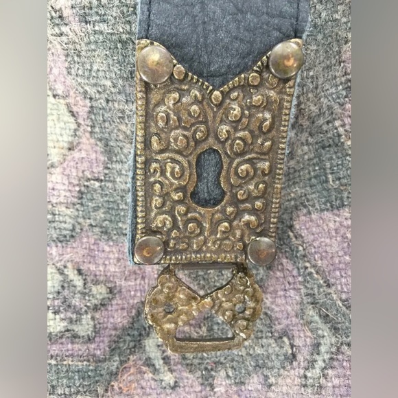 Free People Heartbreaker Jute Tote with Stone Embellishments NWOT - Picture 4 of 12